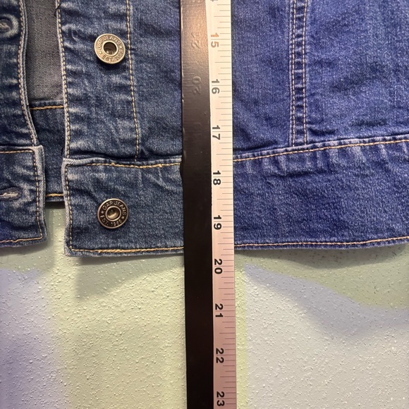 GAP Women’s Stretch Denim Cropped Jean Jacket | Size Small - Picture 8 of 8